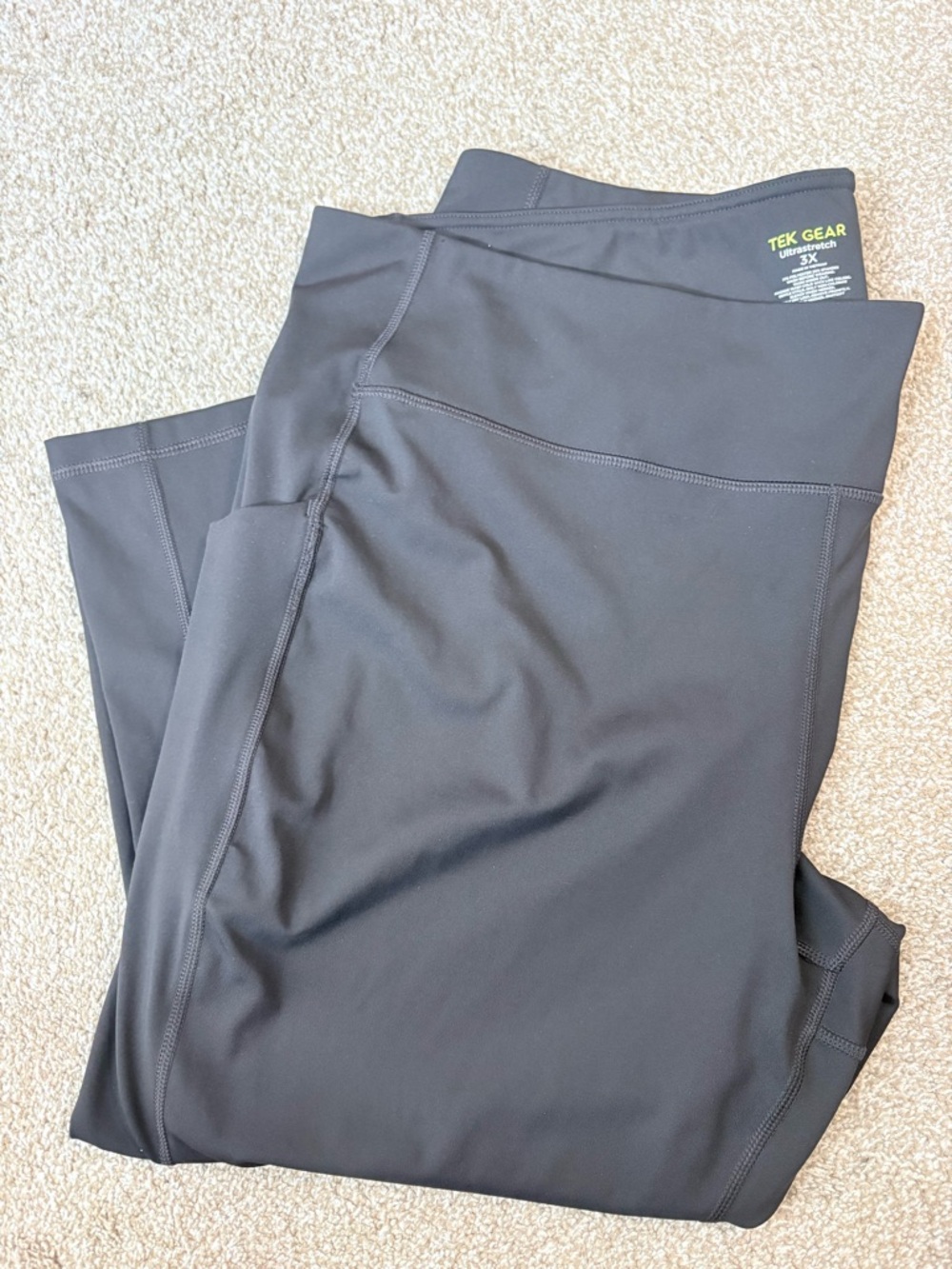 NWOT tek gear Black High-Rise Performance Leggings